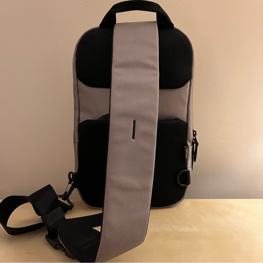 Tomtoc Navigator-T24 XS in Khaki Backpack/Crossbody - Picture 7 of 15
